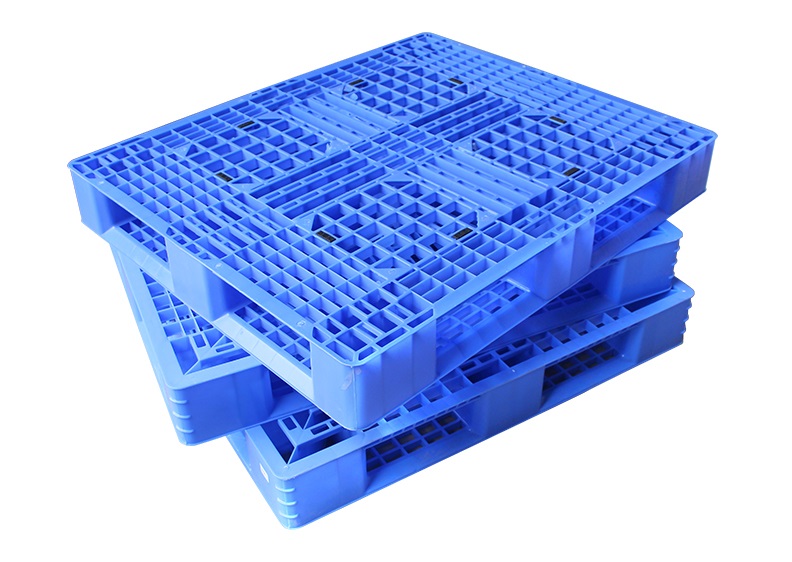Why Should You Invest In a 4-way Pallet?